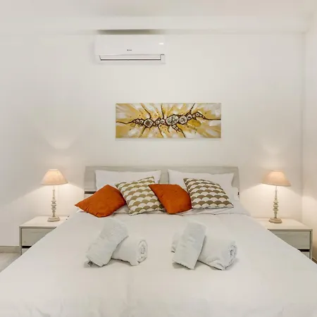 Penthouse With Large Terrace In * Gzira