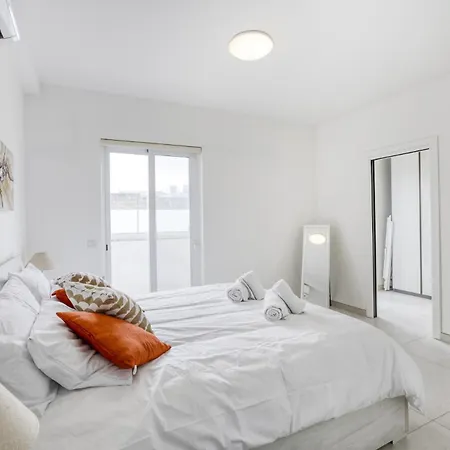 Penthouse With Large Terrace In * Gzira